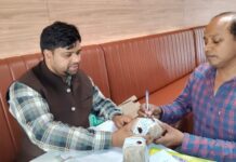 बरेली में होली से पहले बड़ा खुलासा : पास्ता मसाला में फंगस, मिर्च में जहरीला रंग, दीपक स्वीट्स समेत कई के घी-तेल भी फेल