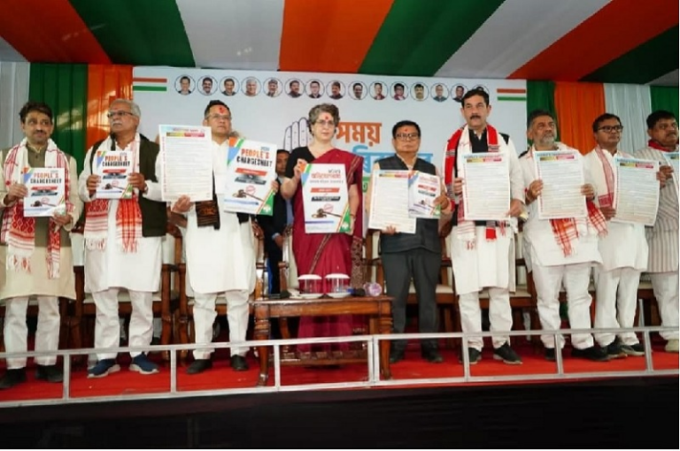 भाजपा सरकार के खिलाफ 20 सूत्री ‘चार्जशीट’ जारी : प्रियंका गांधी